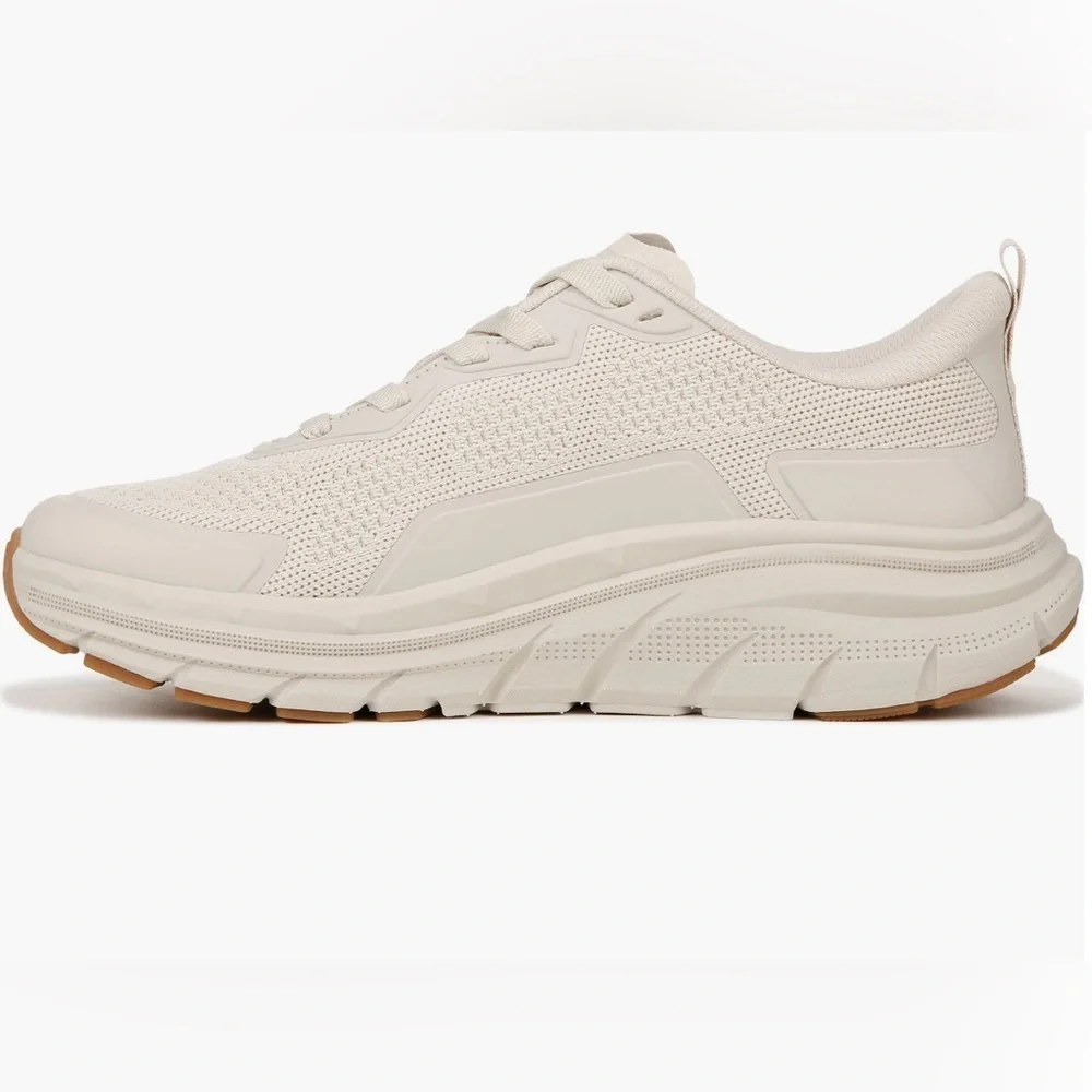 Women's Cream Vionic Walk Max Water Repellent Sneaker